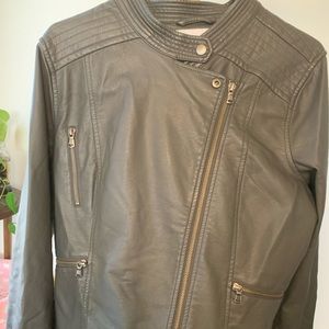 Anthropologie gray vegan leather jacket - Mint condition L size